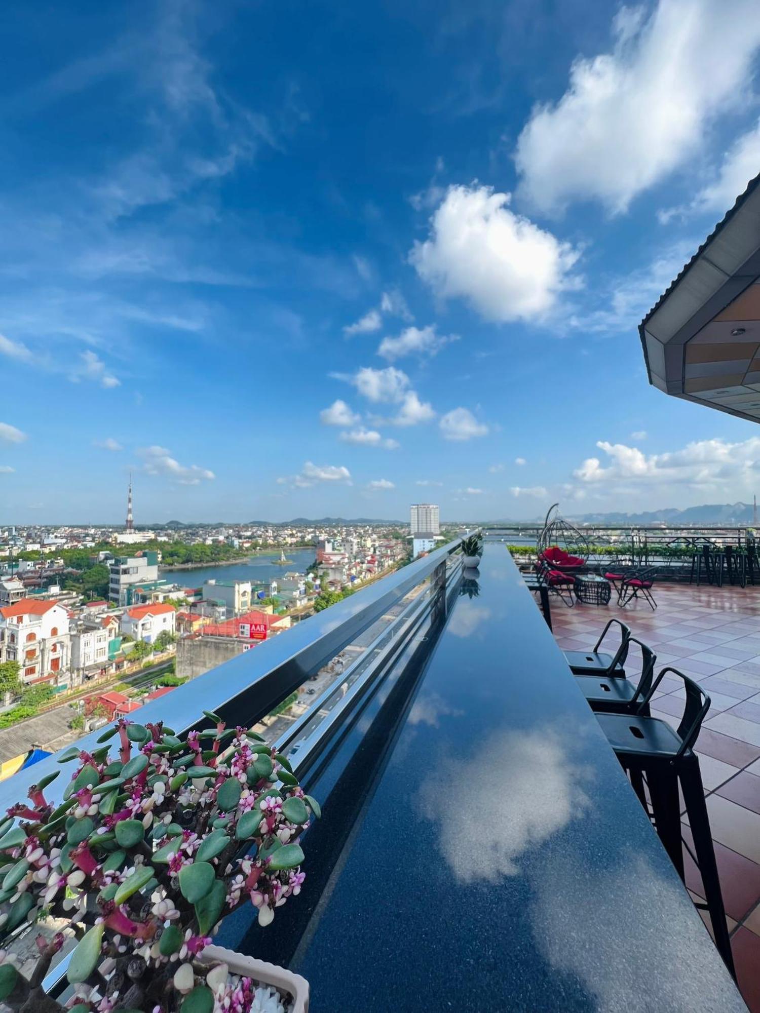 Khách sạn INCO 515.9 Phu Ly Esterno foto